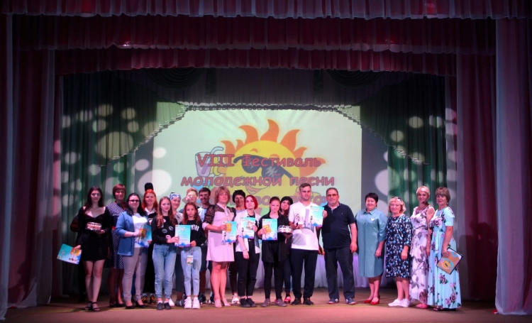 VIII районный фестиваль молодежной песни  «Оранжевое лето - 2022» с. Рыбное.